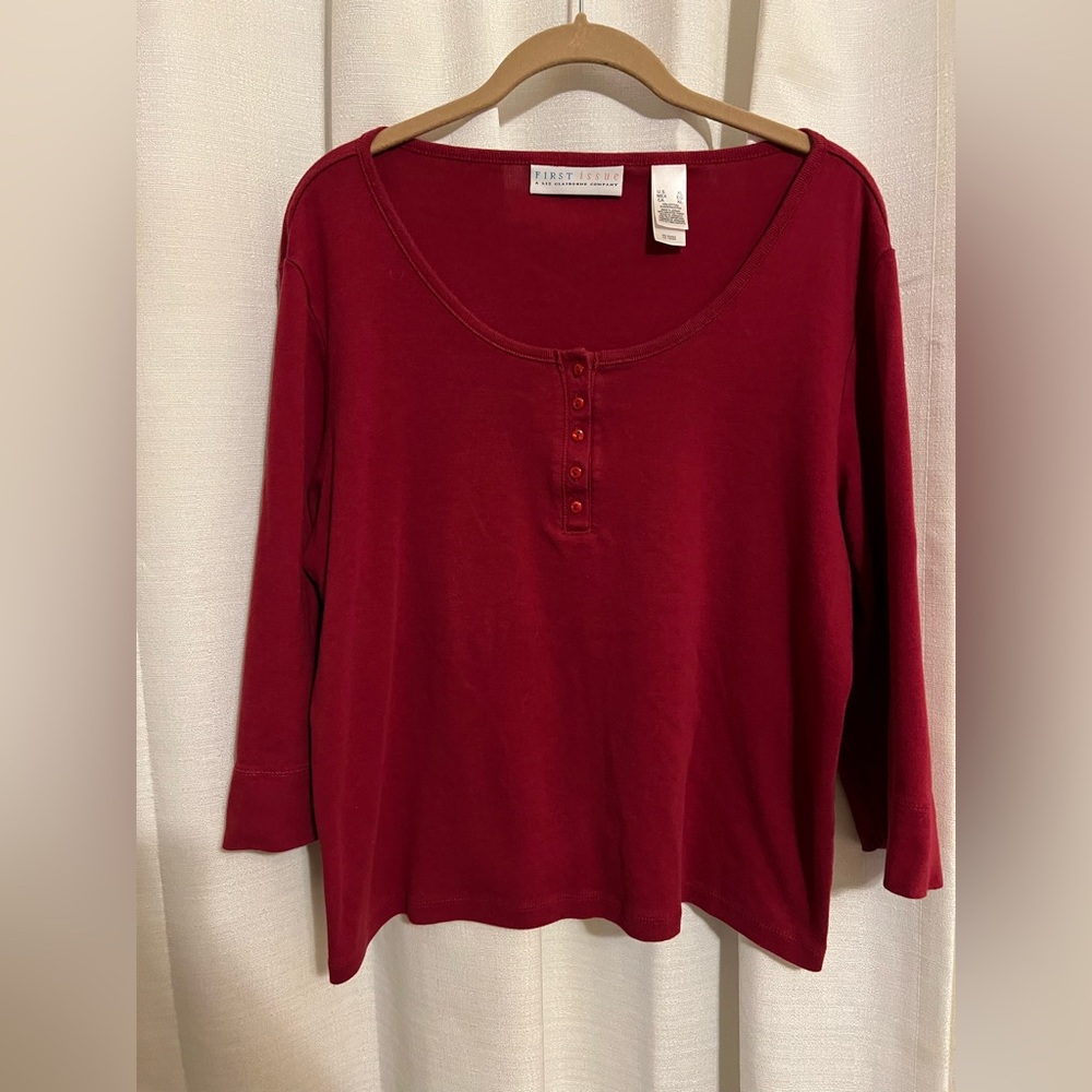 First Issue by Liz Claiborne Deep Red Henley Top Size XL